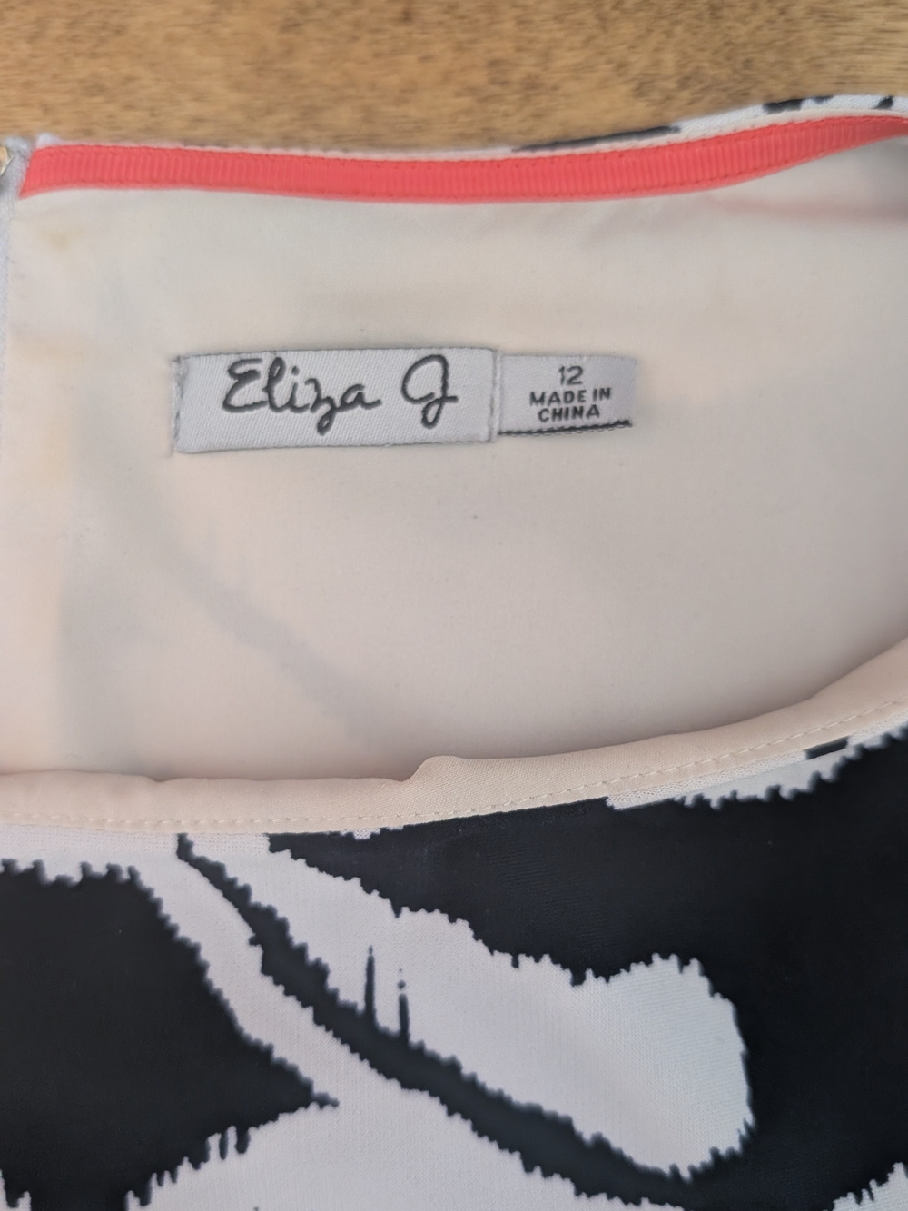 Eliza J Coral, Black and White Long Sleeve Printed Sheath Dress - Picture 2 of 8